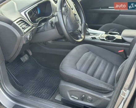 Серый Форд Фьюжн, объемом двигателя 2 л и пробегом 244 тыс. км за 9999 $, фото 18 на Automoto.ua