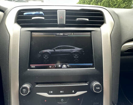 Серый Форд Фьюжн, объемом двигателя 2 л и пробегом 202 тыс. км за 12000 $, фото 8 на Automoto.ua