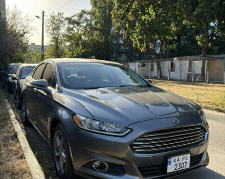 Серый Форд Фьюжн, объемом двигателя 1.6 л и пробегом 156 тыс. км за 9500 $, фото 2 на Automoto.ua