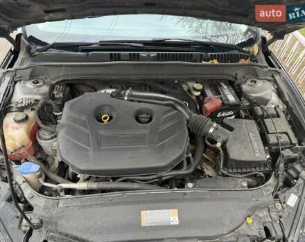 Сірий Форд Фьюжен, об'ємом двигуна 2 л та пробігом 237 тис. км за 8800 $, фото 6 на Automoto.ua