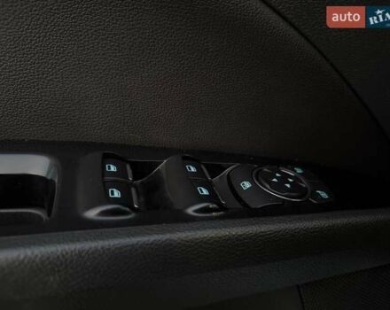 Серый Форд Фьюжн, объемом двигателя 1.6 л и пробегом 223 тыс. км за 9990 $, фото 16 на Automoto.ua