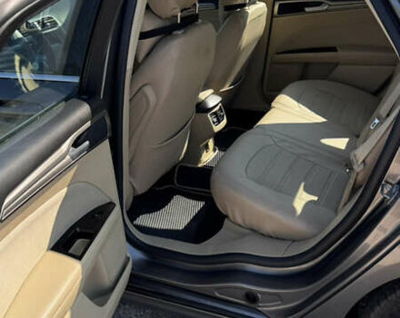 Сірий Форд Фьюжен, об'ємом двигуна 2.4 л та пробігом 200 тис. км за 9000 $, фото 11 на Automoto.ua