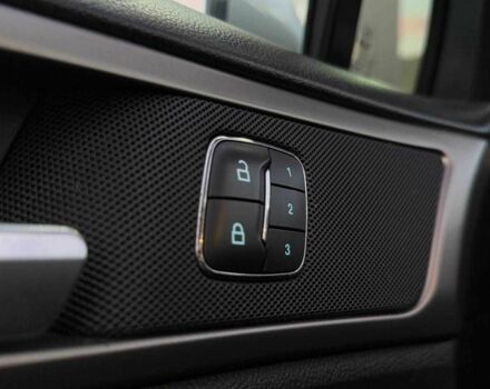 Сірий Форд Фьюжен, об'ємом двигуна 0 л та пробігом 223 тис. км за 9990 $, фото 17 на Automoto.ua