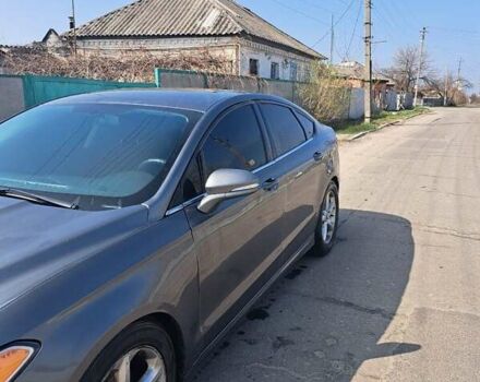 Сірий Форд Фьюжен, об'ємом двигуна 2 л та пробігом 237 тис. км за 8800 $, фото 4 на Automoto.ua