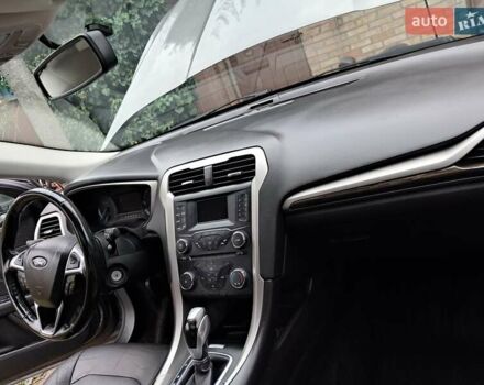 Серый Форд Фьюжн, объемом двигателя 1.6 л и пробегом 198 тыс. км за 8300 $, фото 10 на Automoto.ua