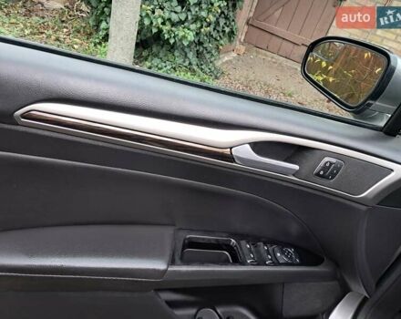 Серый Форд Фьюжн, объемом двигателя 1.6 л и пробегом 198 тыс. км за 8300 $, фото 12 на Automoto.ua