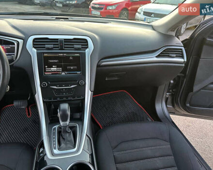 Сірий Форд Фьюжен, об'ємом двигуна 1.5 л та пробігом 250 тис. км за 7600 $, фото 27 на Automoto.ua