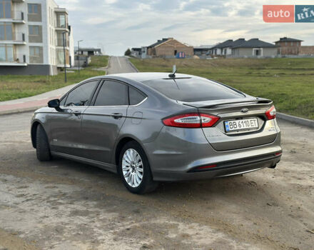 Серый Форд Фьюжн, объемом двигателя 2 л и пробегом 244 тыс. км за 9999 $, фото 7 на Automoto.ua