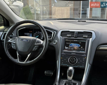 Серый Форд Фьюжн, объемом двигателя 2 л и пробегом 104 тыс. км за 10800 $, фото 31 на Automoto.ua