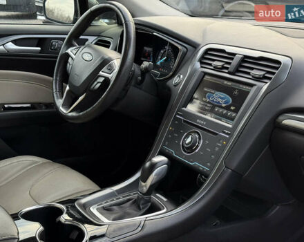 Серый Форд Фьюжн, объемом двигателя 2 л и пробегом 104 тыс. км за 10800 $, фото 34 на Automoto.ua