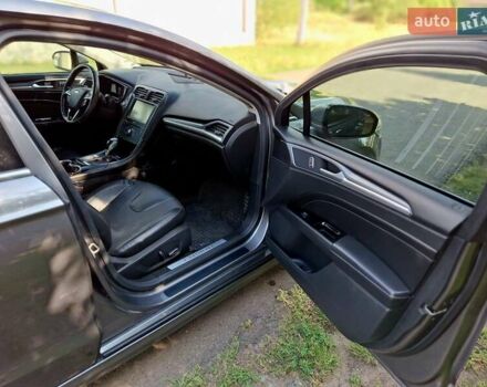 Сірий Форд Фьюжен, об'ємом двигуна 2 л та пробігом 193 тис. км за 10200 $, фото 9 на Automoto.ua