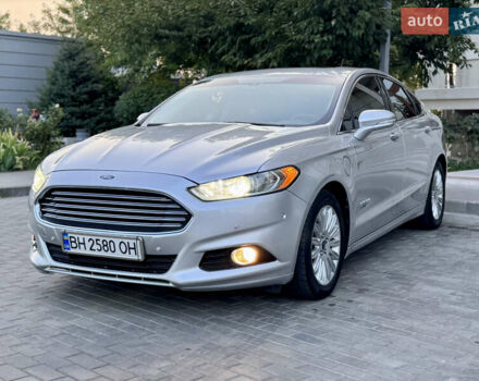 Форд Фьюжн 2014 в Одессе на Automoto.ua Серый Форд Фьюжн, объемом двигателя 2 л и пробегом 266 тыс. км за 12400 $, фото 3 на Automoto.ua
