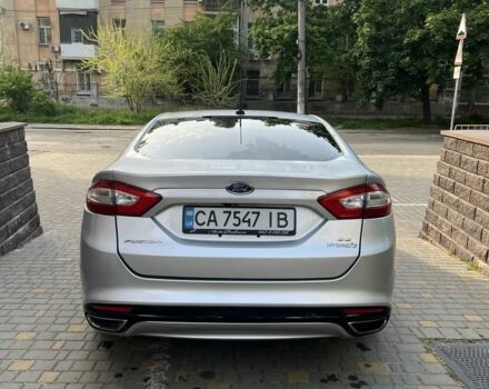 Сірий Форд Фьюжен, об'ємом двигуна 2 л та пробігом 187 тис. км за 11499 $, фото 5 на Automoto.ua