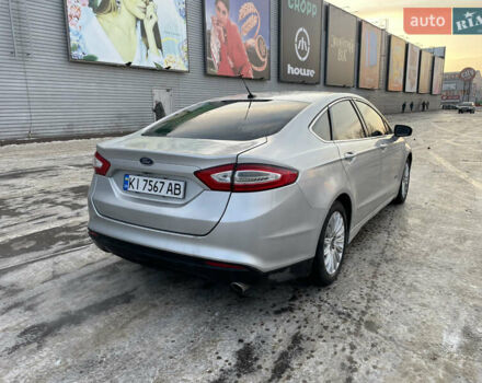 Серый Форд Фьюжн, объемом двигателя 2 л и пробегом 224 тыс. км за 10600 $, фото 7 на Automoto.ua