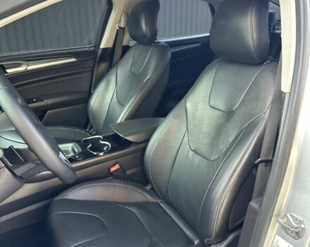 Сірий Форд Фьюжен, об'ємом двигуна 2 л та пробігом 188 тис. км за 11299 $, фото 9 на Automoto.ua