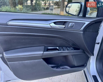 Форд Фьюжн 2014 в Одессе на Automoto.ua Серый Форд Фьюжн, объемом двигателя 2 л и пробегом 266 тыс. км за 12400 $, фото 35 на Automoto.ua
