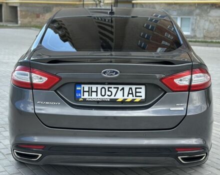 Серый Форд Фьюжн, объемом двигателя 2 л и пробегом 160 тыс. км за 8450 $, фото 4 на Automoto.ua