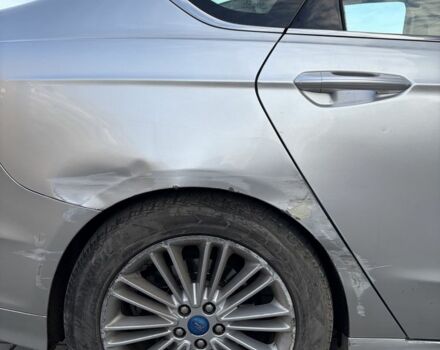 Серый Форд Фьюжн, объемом двигателя 2 л и пробегом 232 тыс. км за 7000 $, фото 5 на Automoto.ua