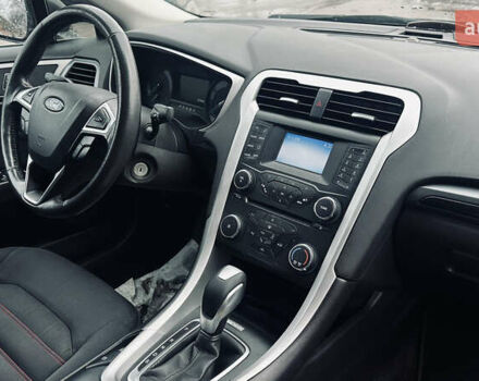 Серый Форд Фьюжн, объемом двигателя 2.49 л и пробегом 203 тыс. км за 8900 $, фото 11 на Automoto.ua