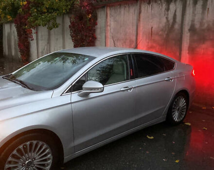 Сірий Форд Фьюжен, об'ємом двигуна 2 л та пробігом 215 тис. км за 9200 $, фото 1 на Automoto.ua