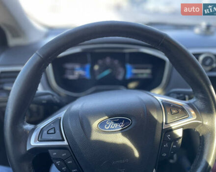 Форд Фьюжн 2014 в Полтаве на Automoto.ua Серый Форд Фьюжн, объемом двигателя 2 л и пробегом 235 тыс. км за 10499 $, фото 25 на Automoto.ua