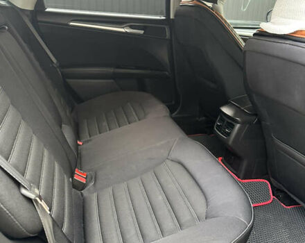 Серый Форд Фьюжн, объемом двигателя 2.5 л и пробегом 227 тыс. км за 8800 $, фото 8 на Automoto.ua