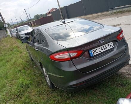 Серый Форд Фьюжн, объемом двигателя 1.5 л и пробегом 178 тыс. км за 8000 $, фото 5 на Automoto.ua
