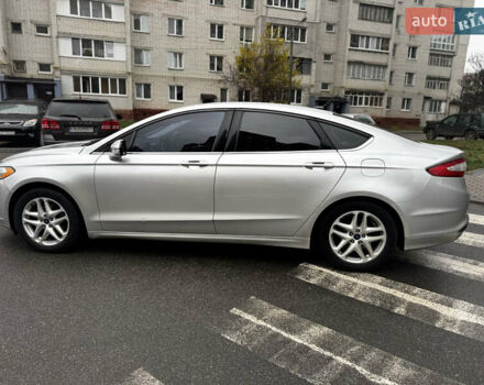 Серый Форд Фьюжн, объемом двигателя 2.49 л и пробегом 221 тыс. км за 8900 $, фото 5 на Automoto.ua