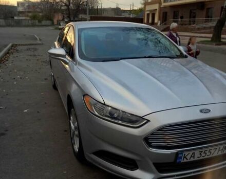 Сірий Форд Фьюжен, об'ємом двигуна 1.5 л та пробігом 211 тис. км за 8000 $, фото 4 на Automoto.ua