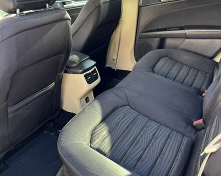 Серый Форд Фьюжн, объемом двигателя 2.5 л и пробегом 275 тыс. км за 9000 $, фото 10 на Automoto.ua