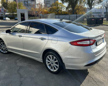 Серый Форд Фьюжн, объемом двигателя 2.5 л и пробегом 275 тыс. км за 9000 $, фото 4 на Automoto.ua