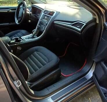 Серый Форд Фьюжн, объемом двигателя 2.49 л и пробегом 185 тыс. км за 9950 $, фото 3 на Automoto.ua