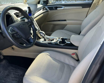 Серый Форд Фьюжн, объемом двигателя 2.49 л и пробегом 151 тыс. км за 11500 $, фото 6 на Automoto.ua