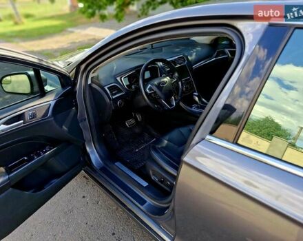 Сірий Форд Фьюжен, об'ємом двигуна 2 л та пробігом 193 тис. км за 10200 $, фото 12 на Automoto.ua