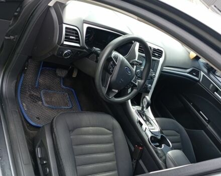 Серый Форд Фьюжн, объемом двигателя 1.5 л и пробегом 178 тыс. км за 8000 $, фото 3 на Automoto.ua