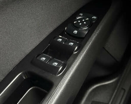 Серый Форд Фьюжн, объемом двигателя 2.4 л и пробегом 156 тыс. км за 11500 $, фото 15 на Automoto.ua