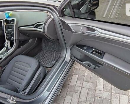 Серый Форд Фьюжн, объемом двигателя 2.5 л и пробегом 198 тыс. км за 11500 $, фото 16 на Automoto.ua