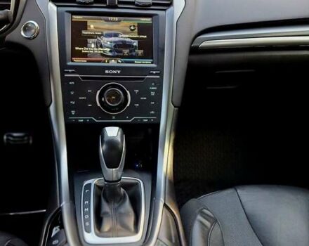 Сірий Форд Фьюжен, об'ємом двигуна 2 л та пробігом 193 тис. км за 10200 $, фото 17 на Automoto.ua