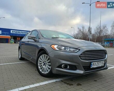 Серый Форд Фьюжн, объемом двигателя 2 л и пробегом 225 тыс. км за 10500 $, фото 2 на Automoto.ua