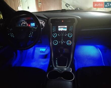 Серый Форд Фьюжн, объемом двигателя 2.49 л и пробегом 270 тыс. км за 8000 $, фото 4 на Automoto.ua