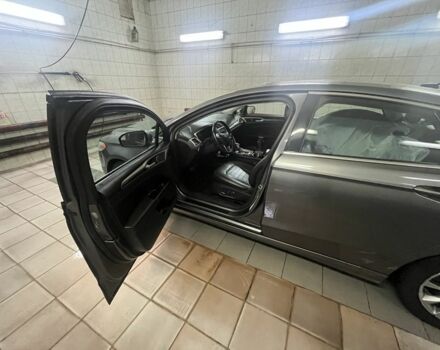 Сірий Форд Фьюжен, об'ємом двигуна 2 л та пробігом 145 тис. км за 10200 $, фото 13 на Automoto.ua