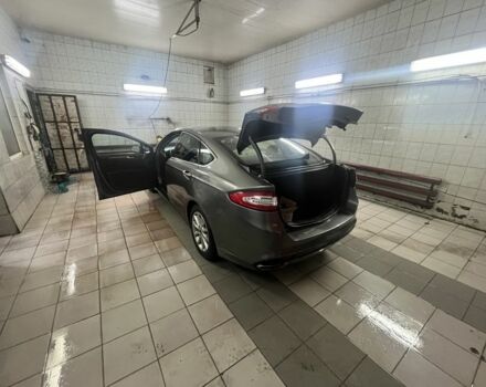 Сірий Форд Фьюжен, об'ємом двигуна 2 л та пробігом 145 тис. км за 10200 $, фото 10 на Automoto.ua