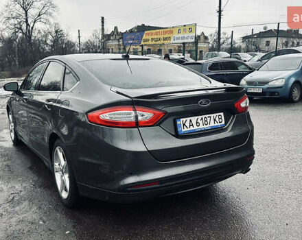 Серый Форд Фьюжн, объемом двигателя 2.49 л и пробегом 203 тыс. км за 8900 $, фото 5 на Automoto.ua