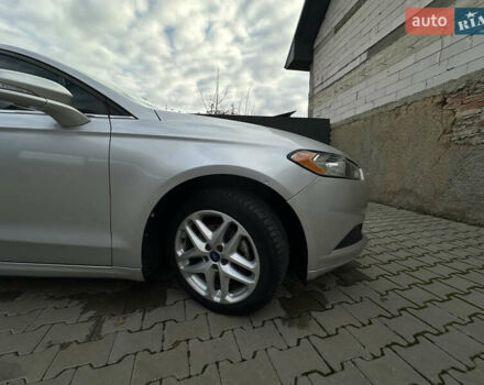 Серый Форд Фьюжн, объемом двигателя 2.5 л и пробегом 227 тыс. км за 8800 $, фото 11 на Automoto.ua