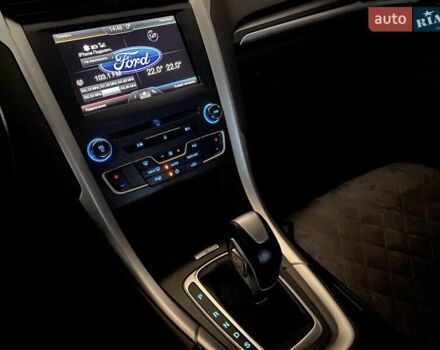 Серый Форд Фьюжн, объемом двигателя 2.49 л и пробегом 240 тыс. км за 9600 $, фото 26 на Automoto.ua