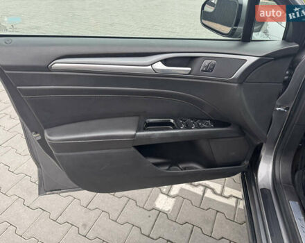 Сірий Форд Фьюжен, об'ємом двигуна 2 л та пробігом 303 тис. км за 9200 $, фото 16 на Automoto.ua