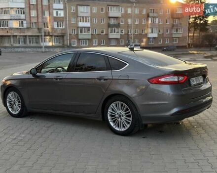 Сірий Форд Фьюжен, об'ємом двигуна 1.5 л та пробігом 170 тис. км за 9100 $, фото 3 на Automoto.ua