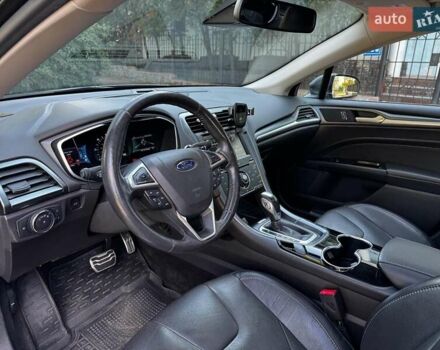 Сірий Форд Фьюжен, об'ємом двигуна 2 л та пробігом 109 тис. км за 15990 $, фото 13 на Automoto.ua