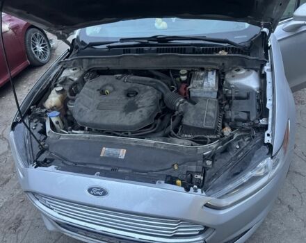 Сірий Форд Фьюжен, об'ємом двигуна 2 л та пробігом 261 тис. км за 8000 $, фото 10 на Automoto.ua