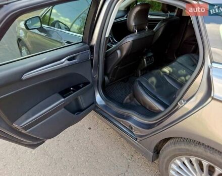 Сірий Форд Фьюжен, об'ємом двигуна 2 л та пробігом 193 тис. км за 10200 $, фото 11 на Automoto.ua